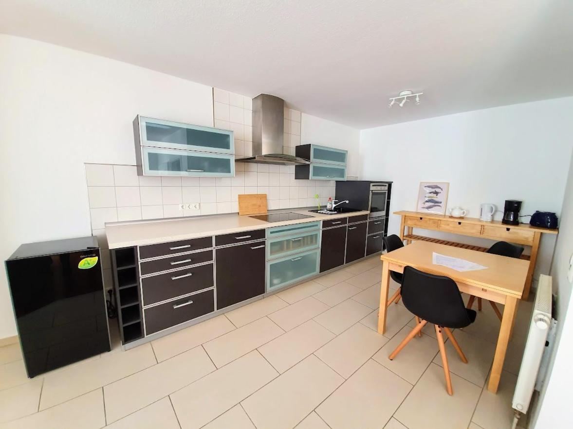 Ferienwohnung Achtern Diek, Inklusive Strandkorb Und Stellplatz Rostock Zewnętrze zdjęcie